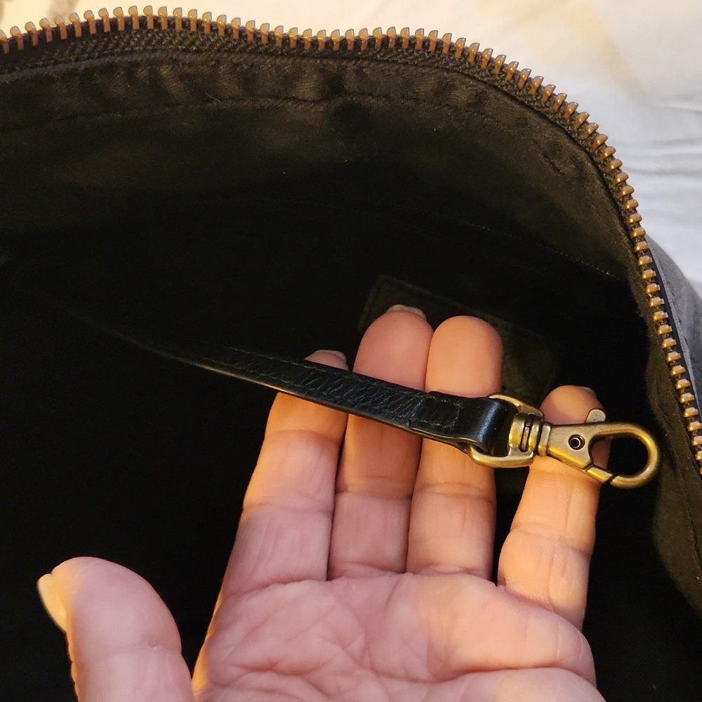 Black frye purse - Picture 5 of 9